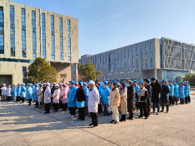 人群集合消防演练_安徽英特丽.jpg